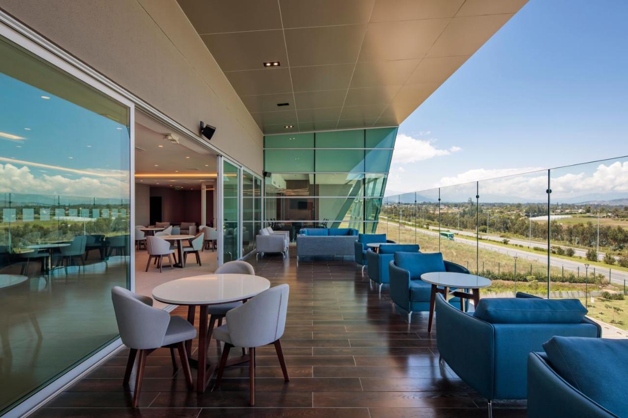 Holiday Inn - Quito Airport By Ihg Tababela Luaran gambar The VIP lounge at the airport.