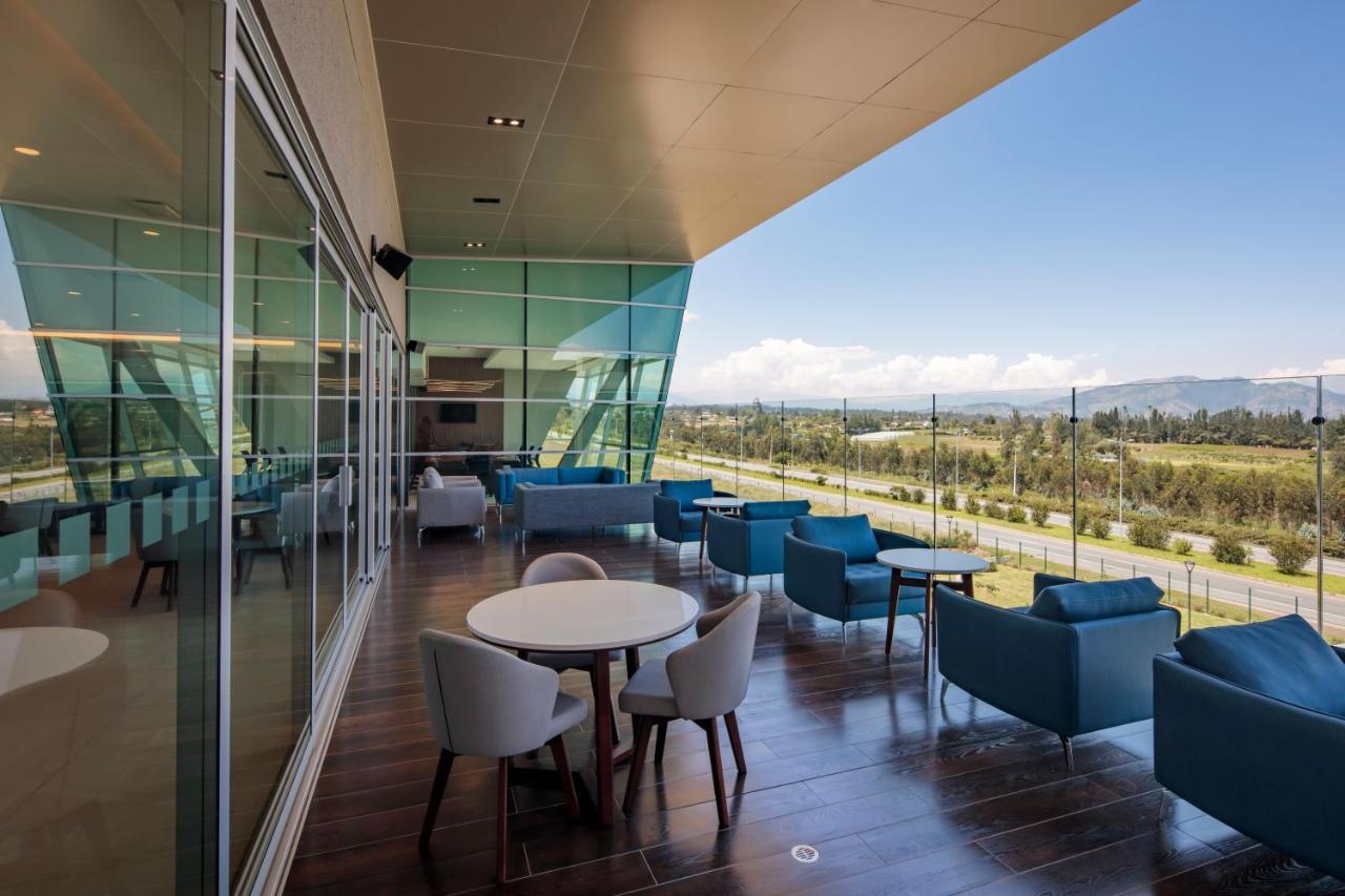 Holiday Inn - Quito Airport By Ihg Tababela Luaran gambar The VIP Lounge at Santiago International Airport