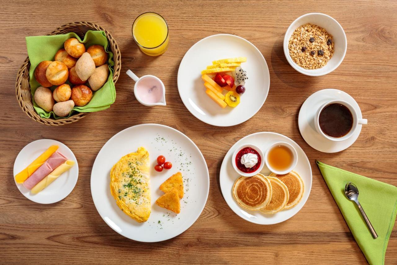 Holiday Inn - Quito Airport By Ihg Tababela Luaran gambar A typical breakfast