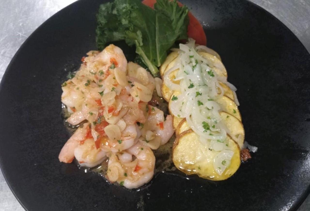 Holiday Inn - Quito Airport By Ihg Tababela Luaran gambar Shrimp and scallop